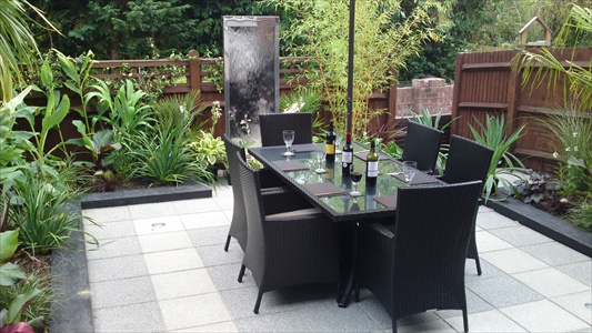 patio gardne